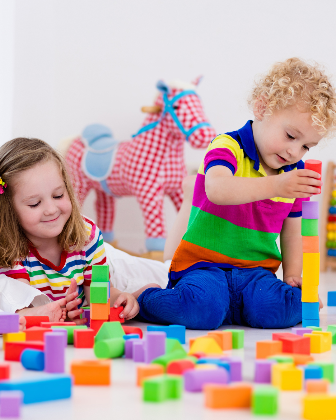 Regalos que crecen con tu hijo: cómo elegir juguetes evolutivos