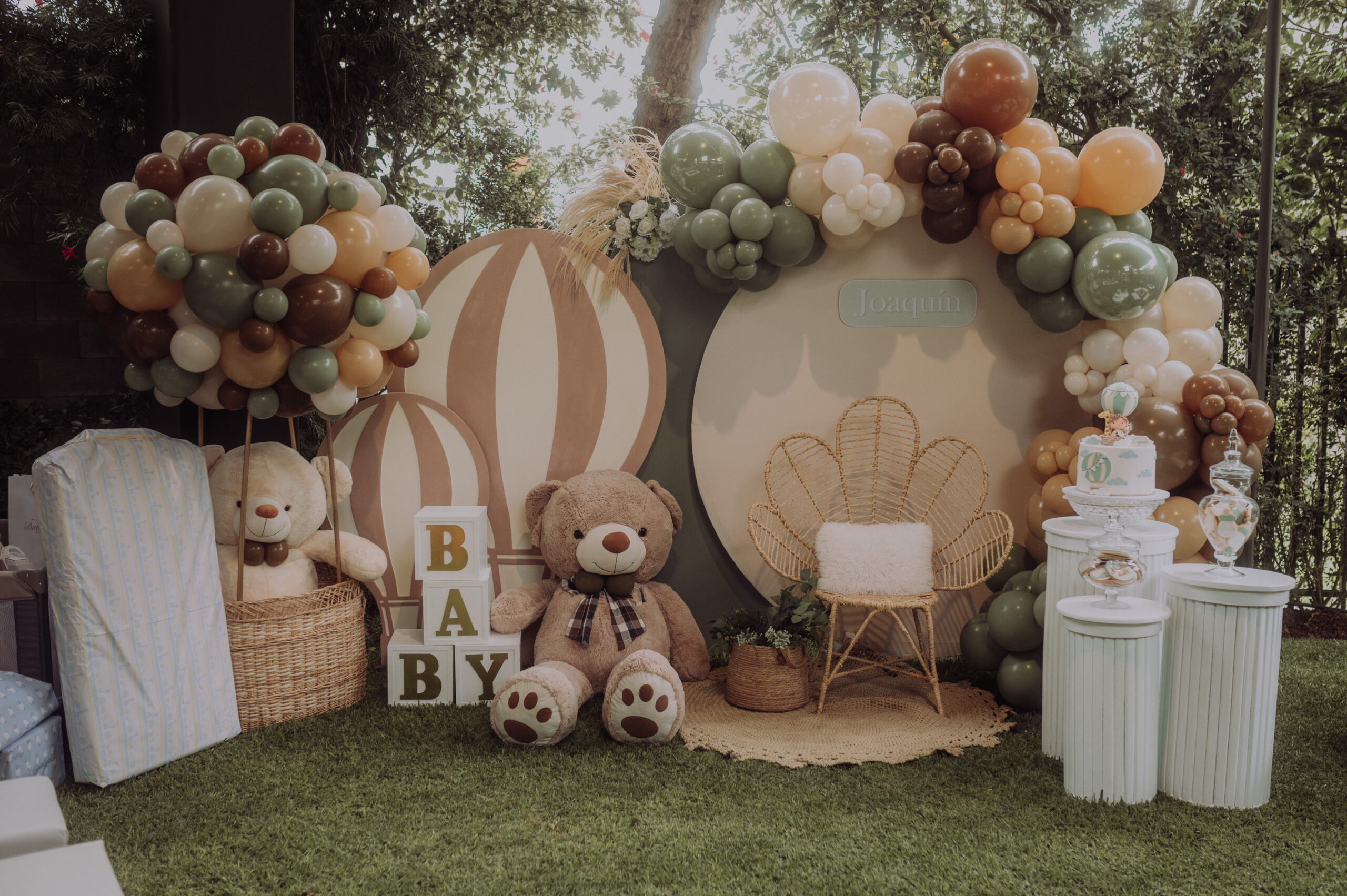 Tu baby shower soñado empieza con una lista bien pensada...